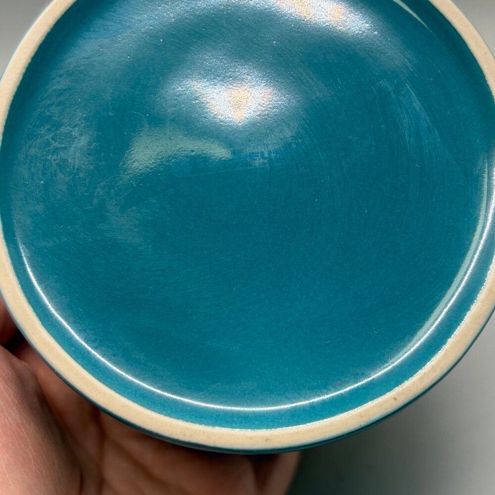 Le Creuset Stoneware Butter Bell Crock (discontinued) Caribbean Blue/Teal Ombré - Picture 6 of 9